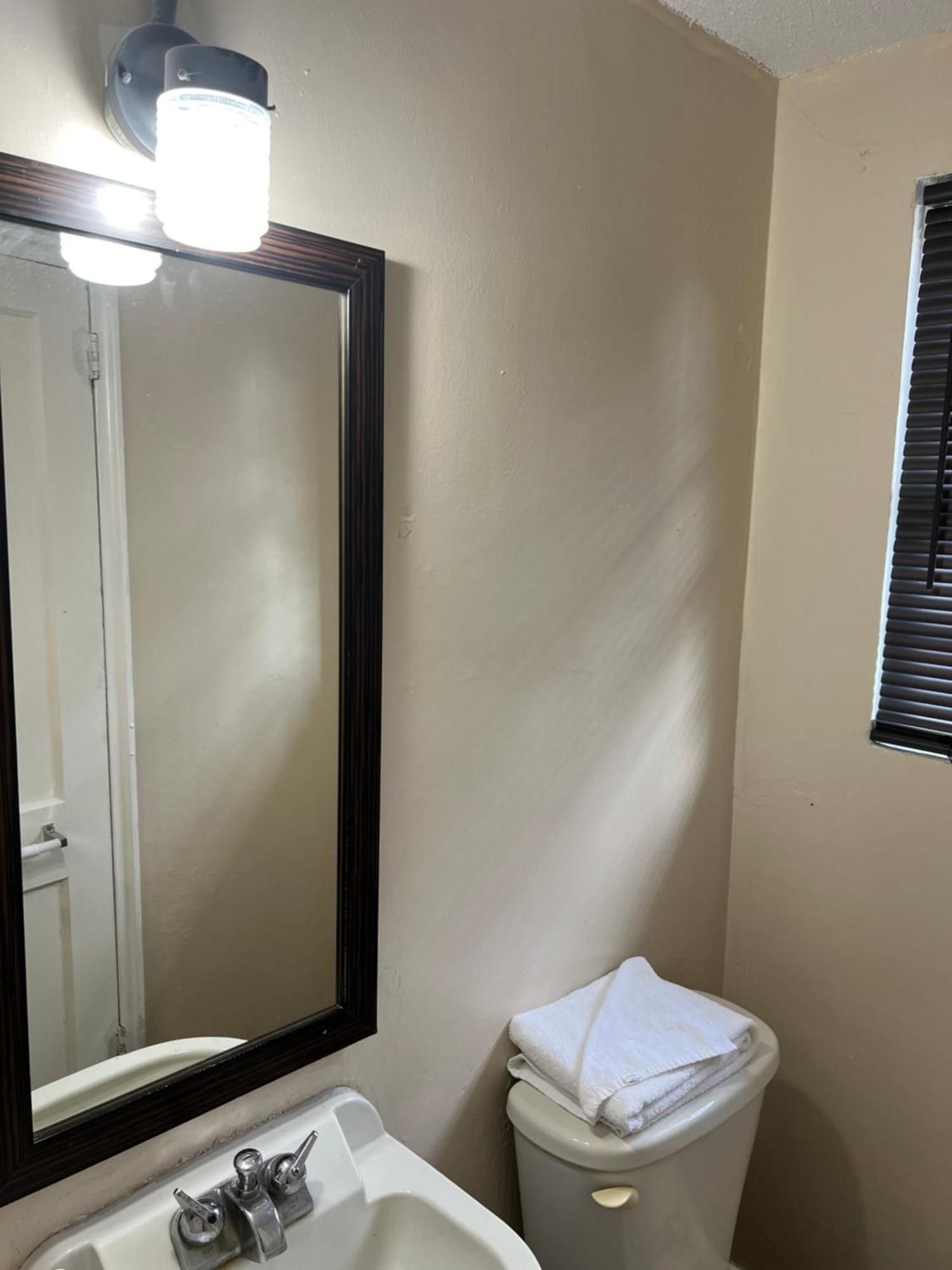 Shiloh Turbeville Inn & Suites-I95 מראה חיצוני תמונה