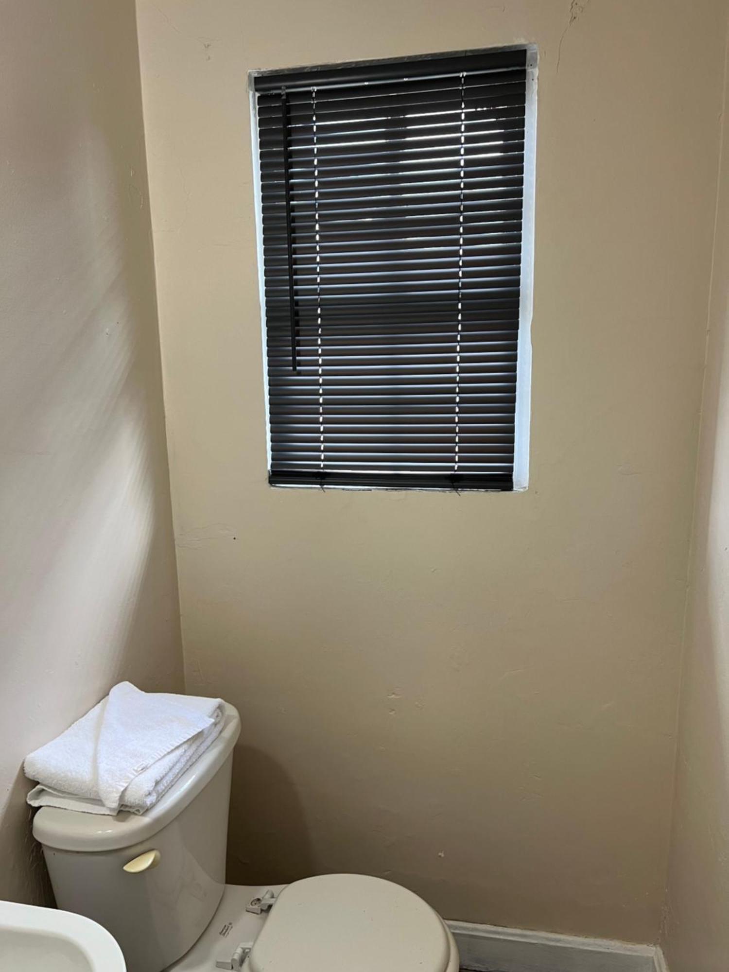 Shiloh Turbeville Inn & Suites-I95 מראה חיצוני תמונה